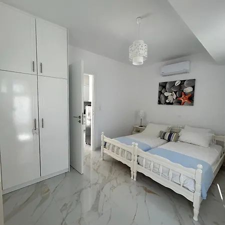 Maria's Pigi (Crete)